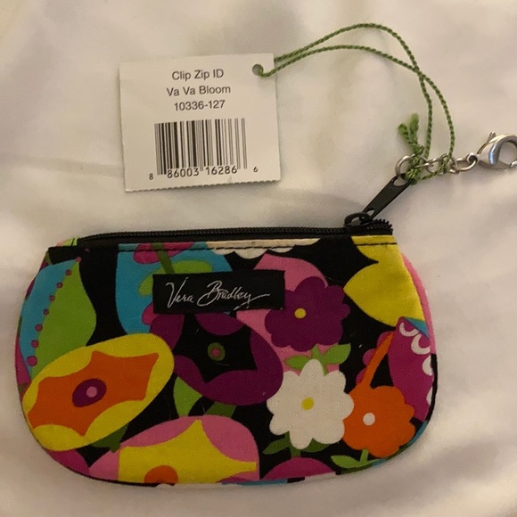 New with Tags! Vera Bradley Clip Zip ID Pouch - Picture 2 of 2